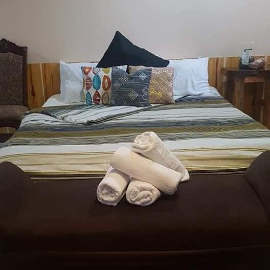 Mountain High Cabin- La Trinidad Transient House