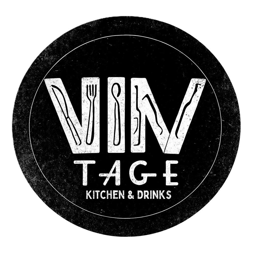 Vintage Kitchen & Drinks